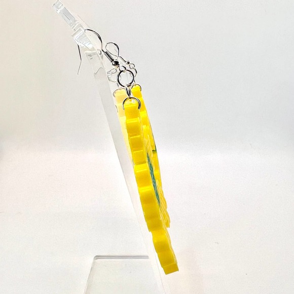 Large Flower Earrings - Summer Earrings - Spring Earrings - Perler Earrings - Picture 3 of 8